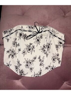 PacSun White Lace-Trim Sleep Shorts